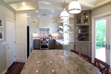 Elegant kitchen photo in Los Angeles