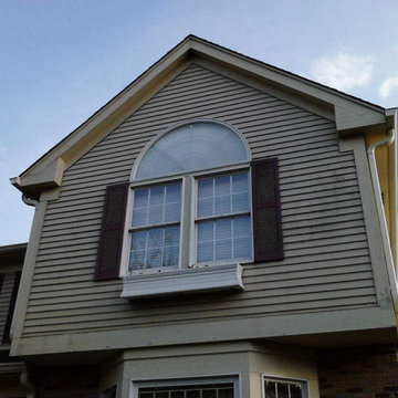 Front Entry Cedar Facade Tapered Posts, Beam, and Gabble Brackets