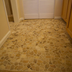 Mixed Quartz Random Entryway - Mosaic Tile