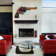 red sofas