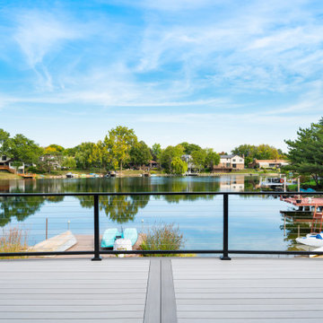 Curved Cable railing and Elevated Deck