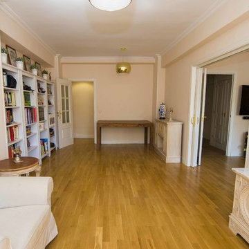 Vista de Hall de la reforma integral realizada en piso de Pozuelo de Alarcón
