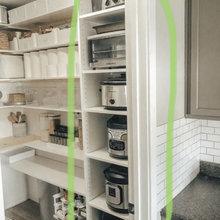 Kitchen/pantry closet