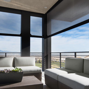 Modern Outdoor Living Space Patio