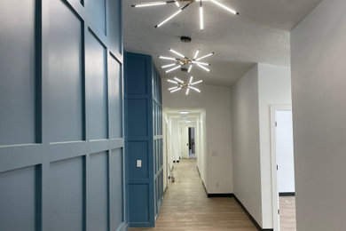 Example of a minimalist hallway design in Salt Lake City