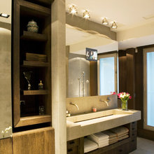 bathrooms / showers
