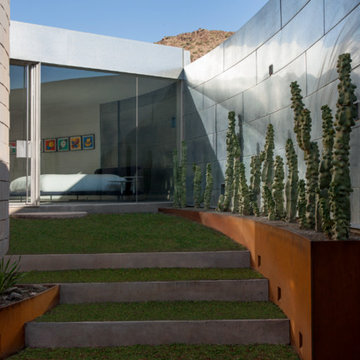 Hummingbird House