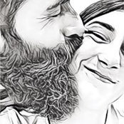 Elisa RTs foto