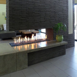 Linear Burner System Indoor - Indoor Fireplaces