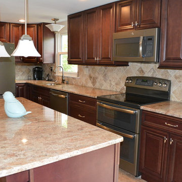 Kitchen / Breakfast Area