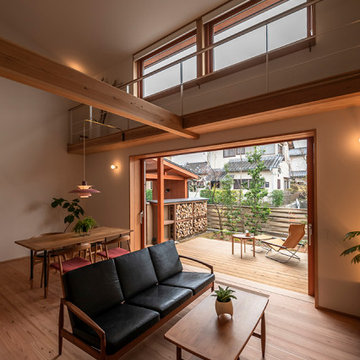 CANVAS HOUSE