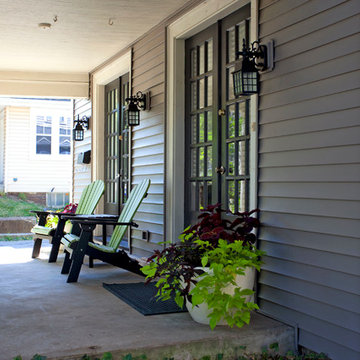 Odyssey 4" Clapboard Siding (Storm) with Owens Corning Estate Gray Roofing