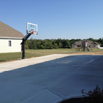 Jeffrey Z's Pro Dunk Platinum Basketball System on a 50x32 in Hartland, WI
