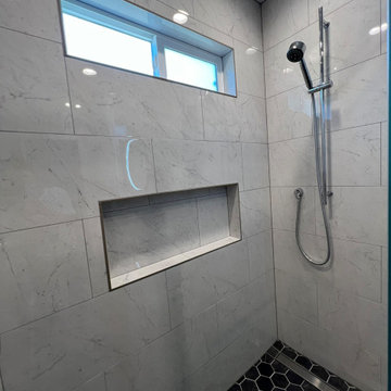 Lassen Contemporary Guest Bath