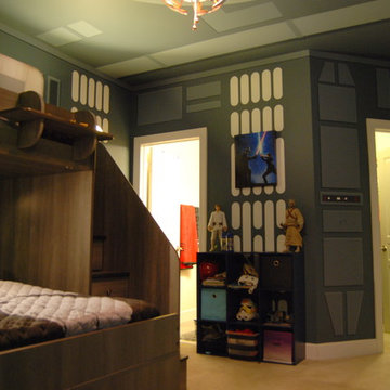 Star Wars: The Force Awakens Murals in a bedroom by Tom Taylor of Mural Art LLC