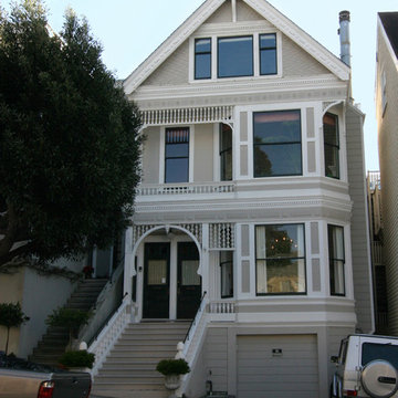 Pacific Heights Residence