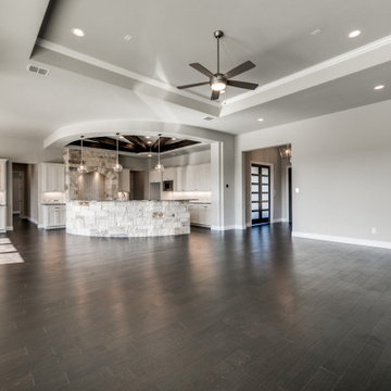 Transitional: 3,069 ft²/4 bd/3.5 bth/1ST