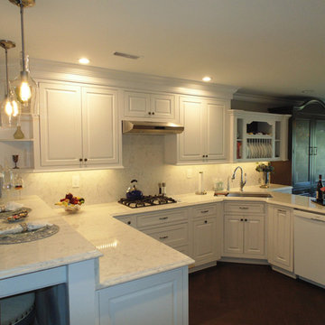 Traditional White Painted Kitchen - Morristown, NJ