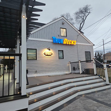 TrueDecks Showroom