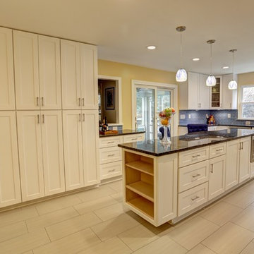 Blue accent gourmet kitchen