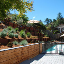 Retaining wall