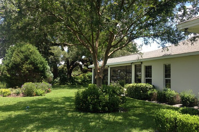 Inspiration for a landscaping in Orlando.