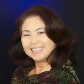Alise Chan's photo