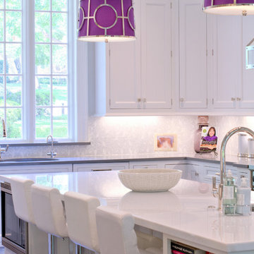 Kitchen: N Dallas