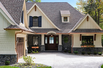 This is an example of a traditional home design in Minneapolis.