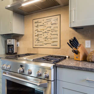 Diversified Design Review]