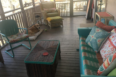Inspiration for a shabby-chic style home design remodel in Atlanta