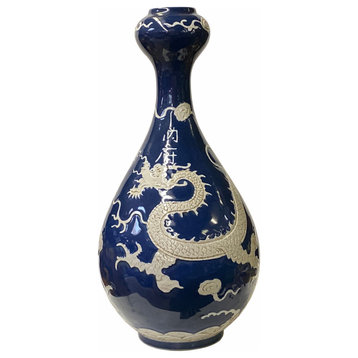 Oriental Dark Navy Blue White Dragon Motif Porcelain Vase Hws1592