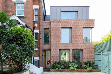 Inspiration for a contemporary house exterior in London.