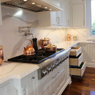 Face framed, solid wood painted kitchen remodeling. Thornhill 2019