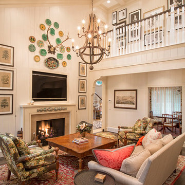 Traditional Living Room