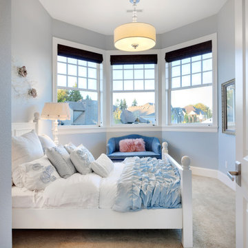 Beautiful Living Room in New Modern Home