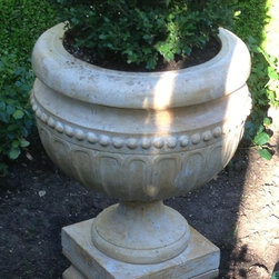 Planters and Urns - Products