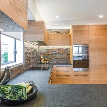 Customs Street Apartment