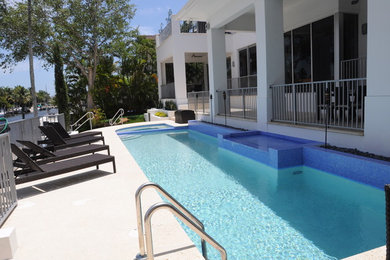 Inspiration for a modern pool remodel in Miami
