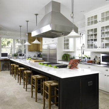 Kitchen with Contrast