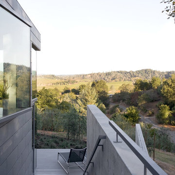 AIA SmallProject Award Recipient, "Small House in an Olive Grove"