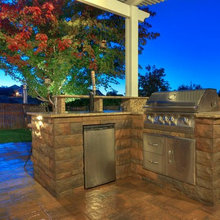 Outdoor Kitchen