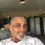 Raymond James's photo