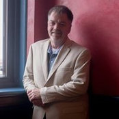 Richard Faulkner Jr.s foto