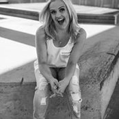 Dani Brown's photo