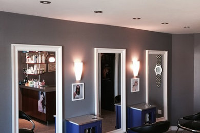 HAIR SALON