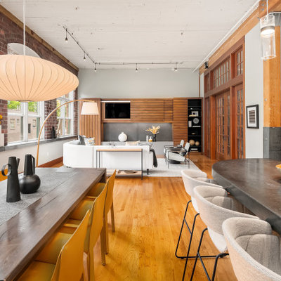 Urban home design photo in Seattle