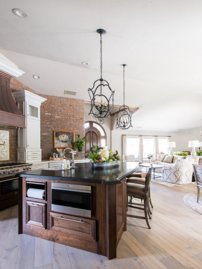 Kitchen by Wendy Glaister Interiors
