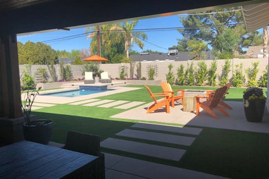 Transitional patio photo in Phoenix