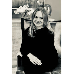 Lauren Young - For Friends!